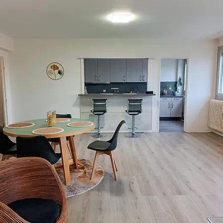 アパート Les Trois Frontieres サン・ルイ