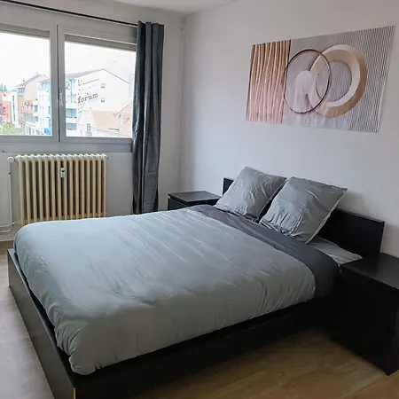 Les Trois Frontieres サン・ルイ