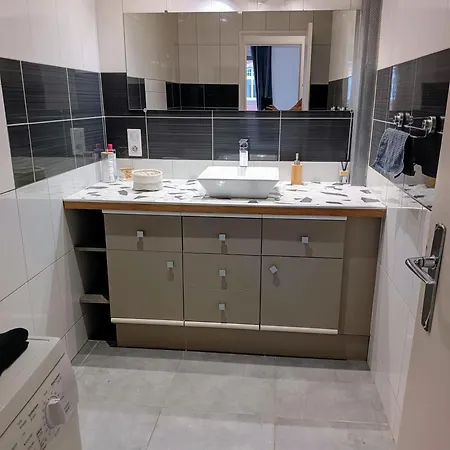 アパート Les Trois Frontieres サン・ルイ